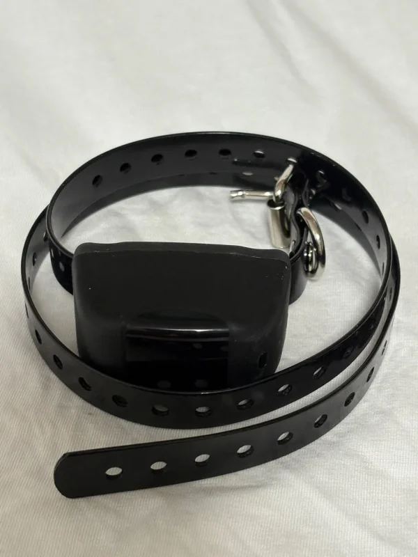 Extra receiver collar for the Bark Boss Pro containment fence.